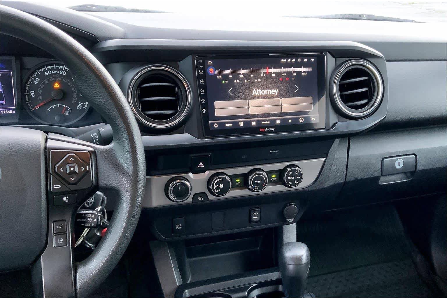 Used 2019 Toyota Tacoma SR AWD/4WD image 7