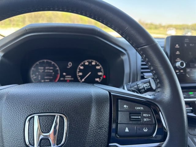 Used 2025 Honda Odyssey EX-L image 12