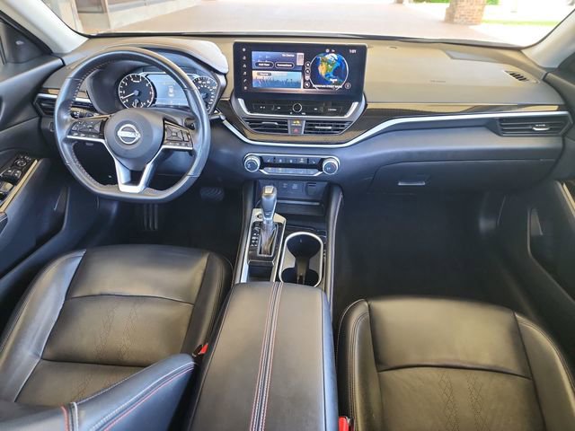 Used 2024 Nissan Altima 2.5 SR w/ SR Premium Package FWD image 15