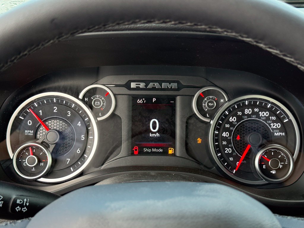 New 2026 RAM 1500 Big Horn w/ Night Edition AWD/4WD image 17