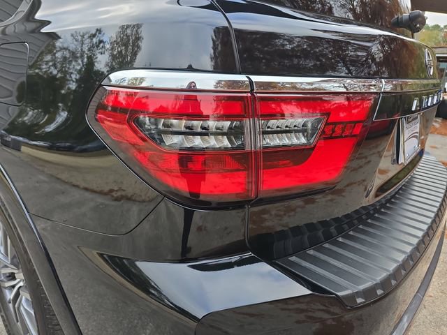 Used 2024 Nissan Armada SL w/ Captain's Chairs Package image 18