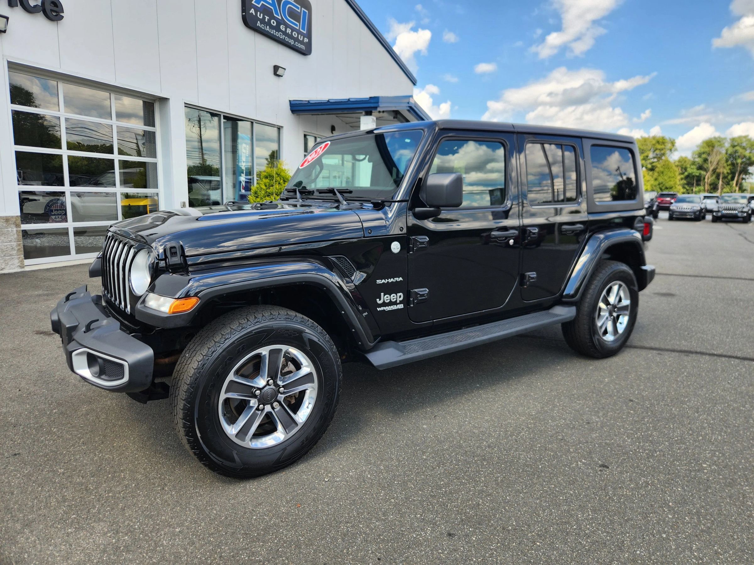 Used 2021 Jeep Wrangler Unlimited Sahara w/ Cold Weather Group image 6