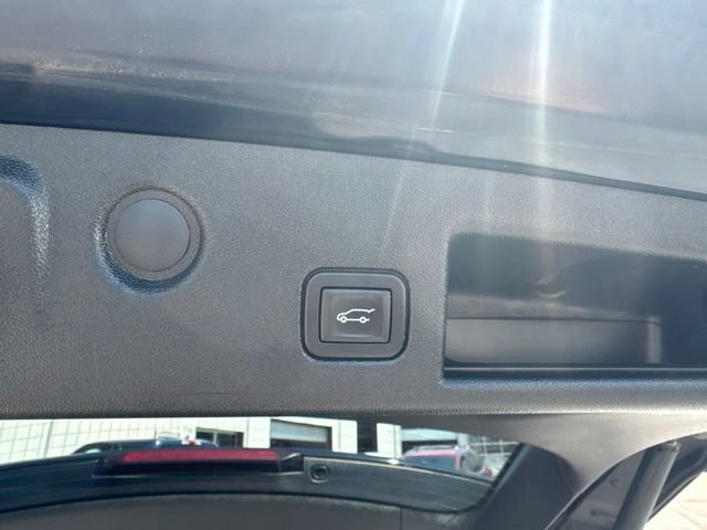 Used 2020 Chevrolet Equinox LT AWD/4WD image 12