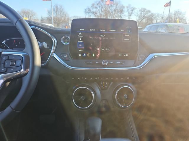 Used 2023 Chevrolet Blazer LT image 10