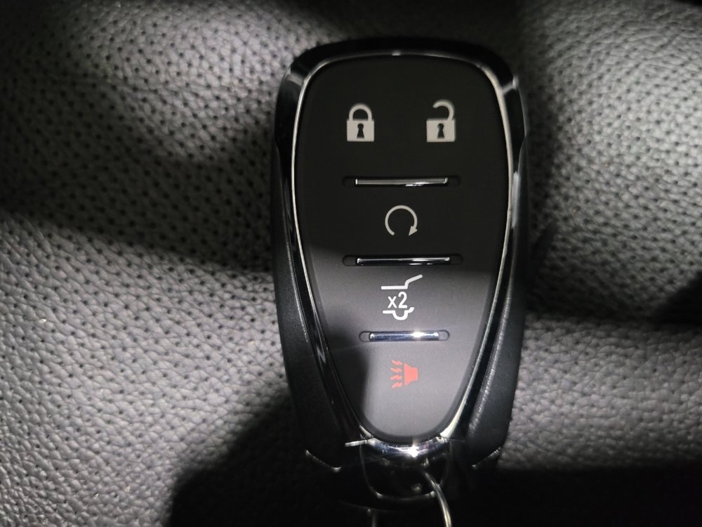 Used 2020 Chevrolet Equinox Premier AWD/4WD image 32