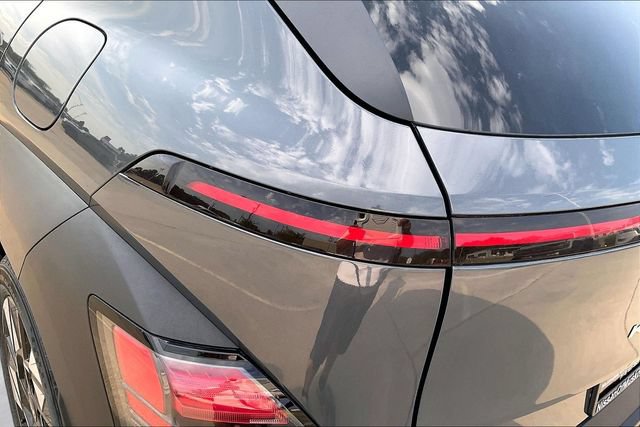 Used 2025 Hyundai Kona SEL AWD/4WD image 22