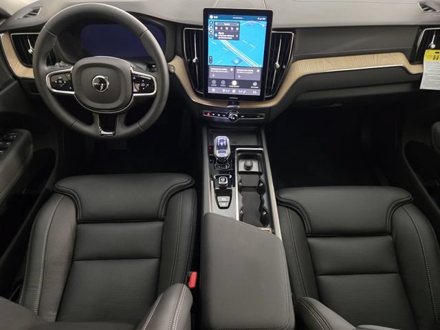 New 2026 Volvo XC60 T8 Ultra w/ Climate Package PRO AWD/4WD image 4