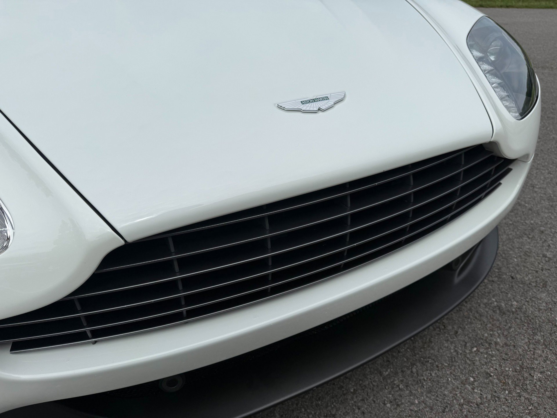 Used 2015 Aston Martin V8 Vantage GT image 53
