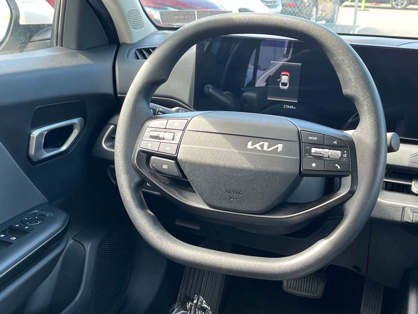 Used 2025 Kia K4 FWD image 28