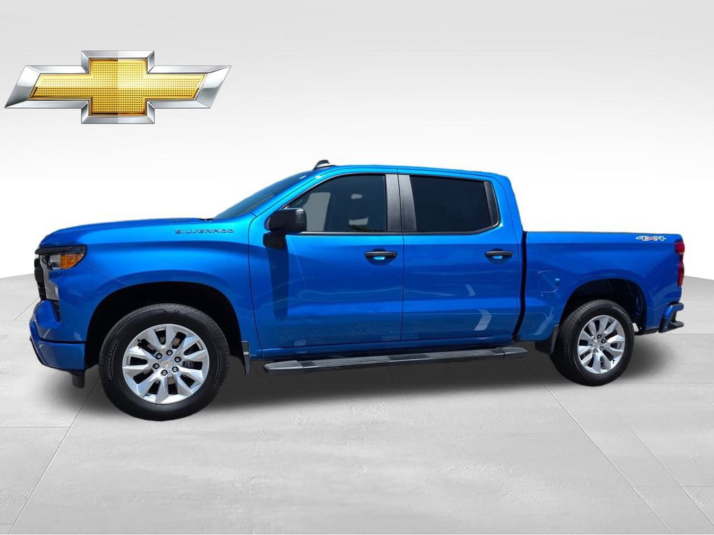 Used 2025 Chevrolet Silverado 1500 Custom AWD/4WD image 3