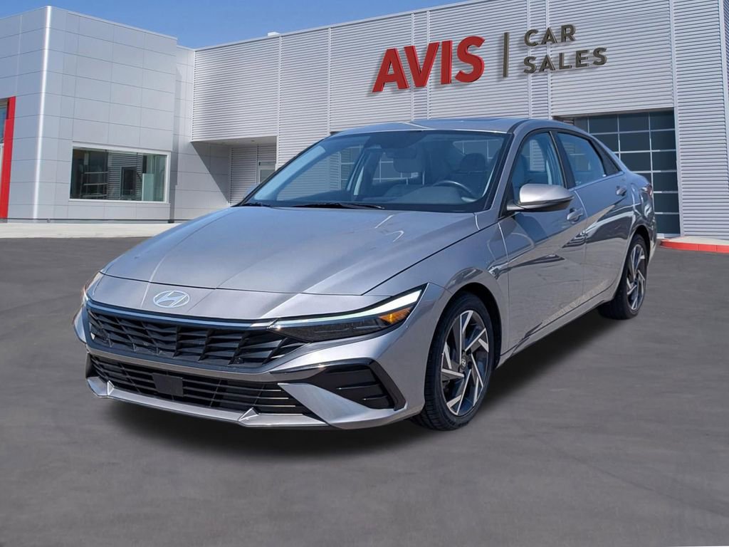 Used 2025 Hyundai Elantra Limited