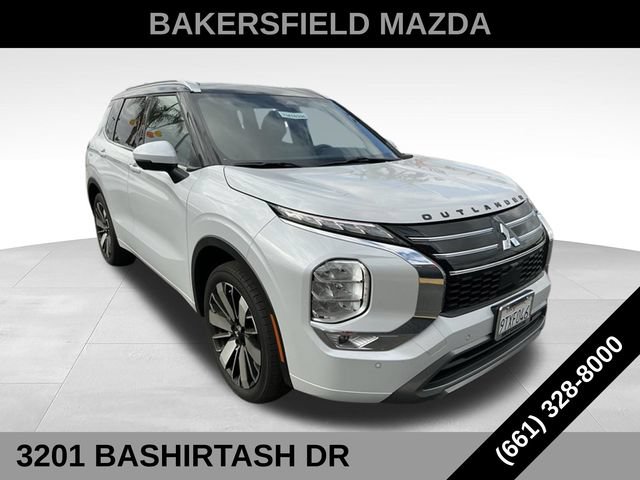 Used 2025 Mitsubishi Outlander SEL FWD image 4