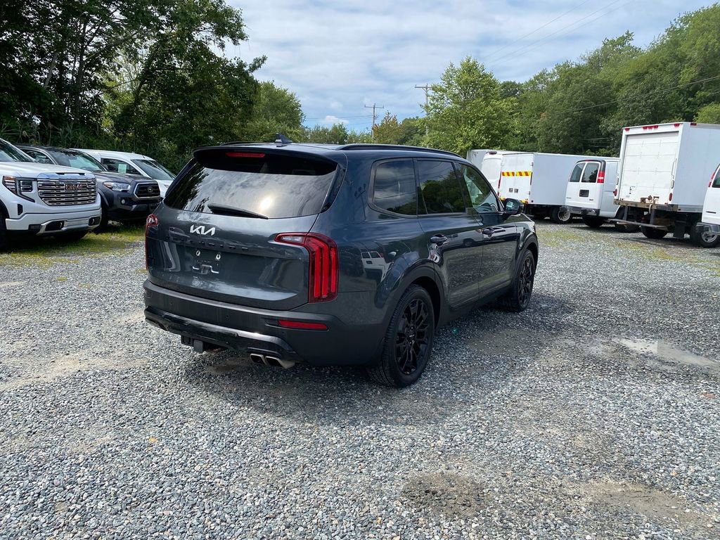 Used 2022 Kia Telluride SX w/ SX Prestige Package image 5