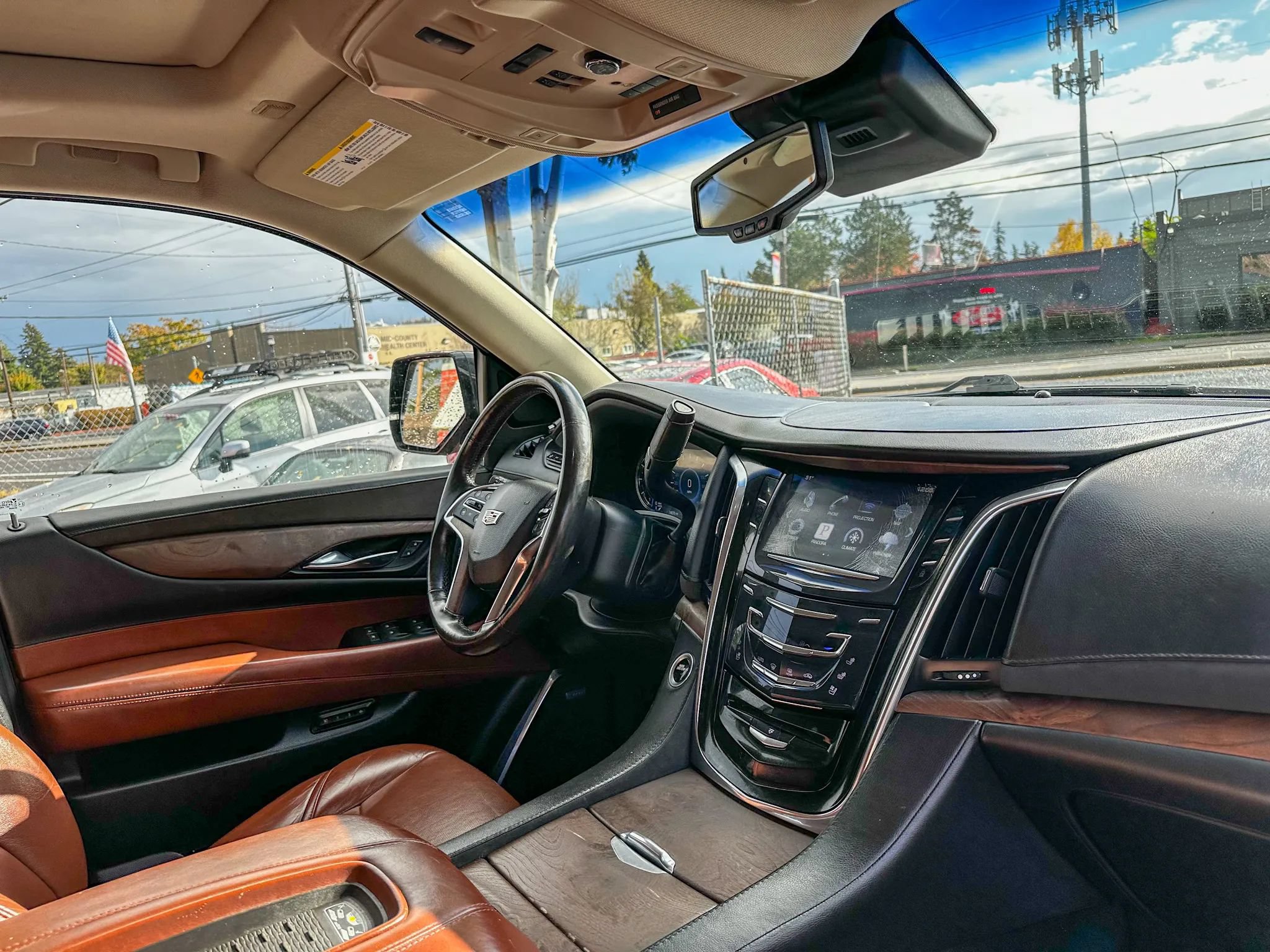 Used 2016 Cadillac Escalade Premium AWD/4WD image 41