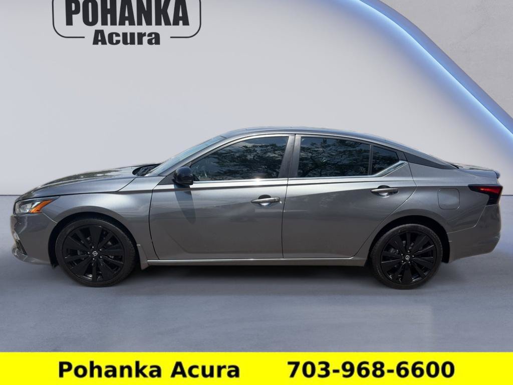 Used 2022 Nissan Altima 2.5 SR w/ Midnight Edition Package AWD/4WD image 4