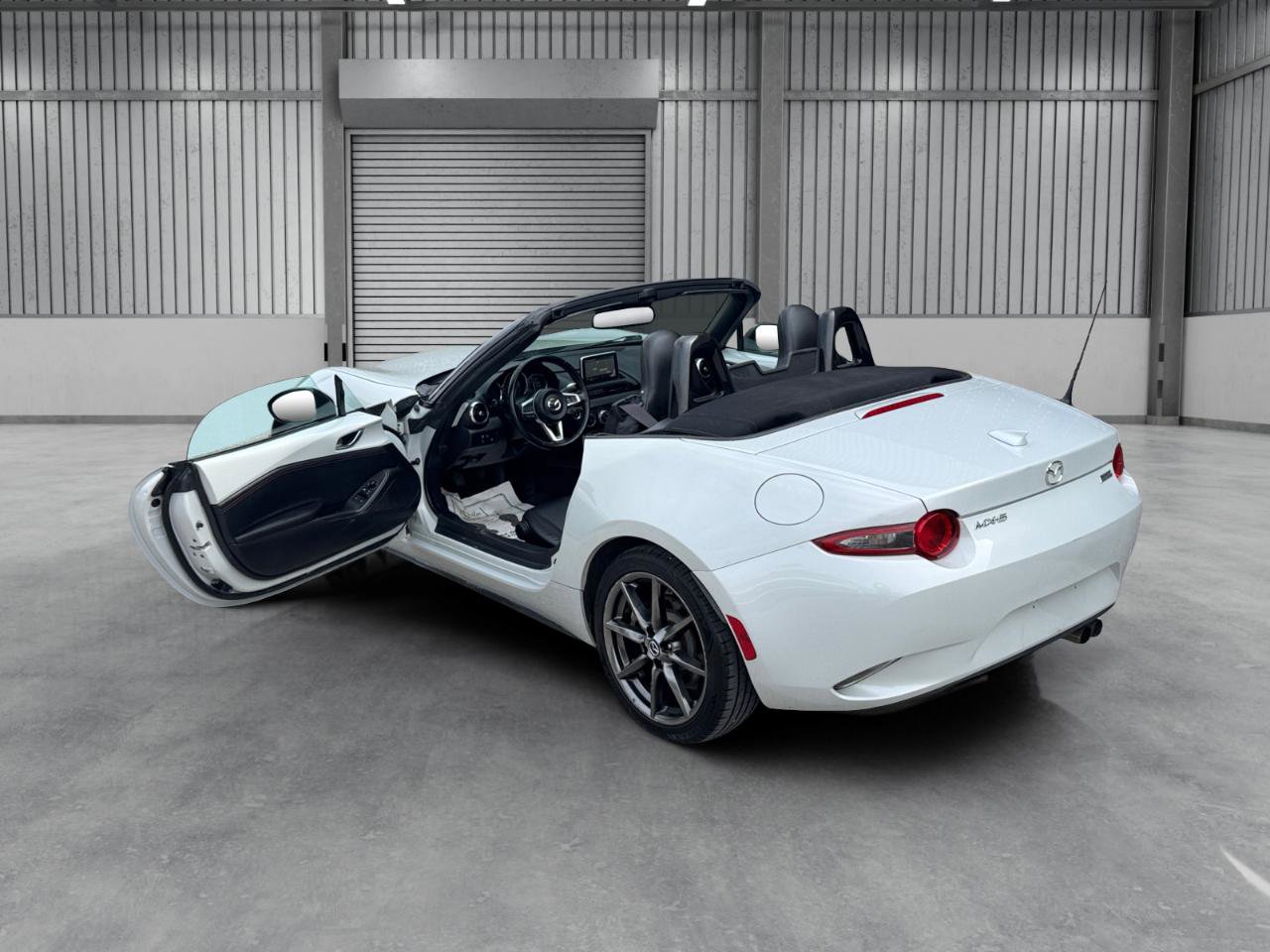 Used 2016 MAZDA MX-5 Miata Grand Touring image 27