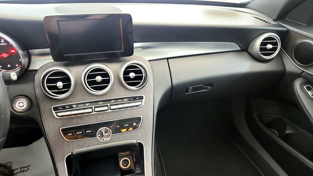 Used 2019 Mercedes-Benz C 300 4MATIC Sedan image 20