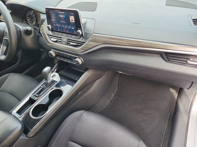 Used 2023 Nissan Altima 2.5 SV FWD image 26