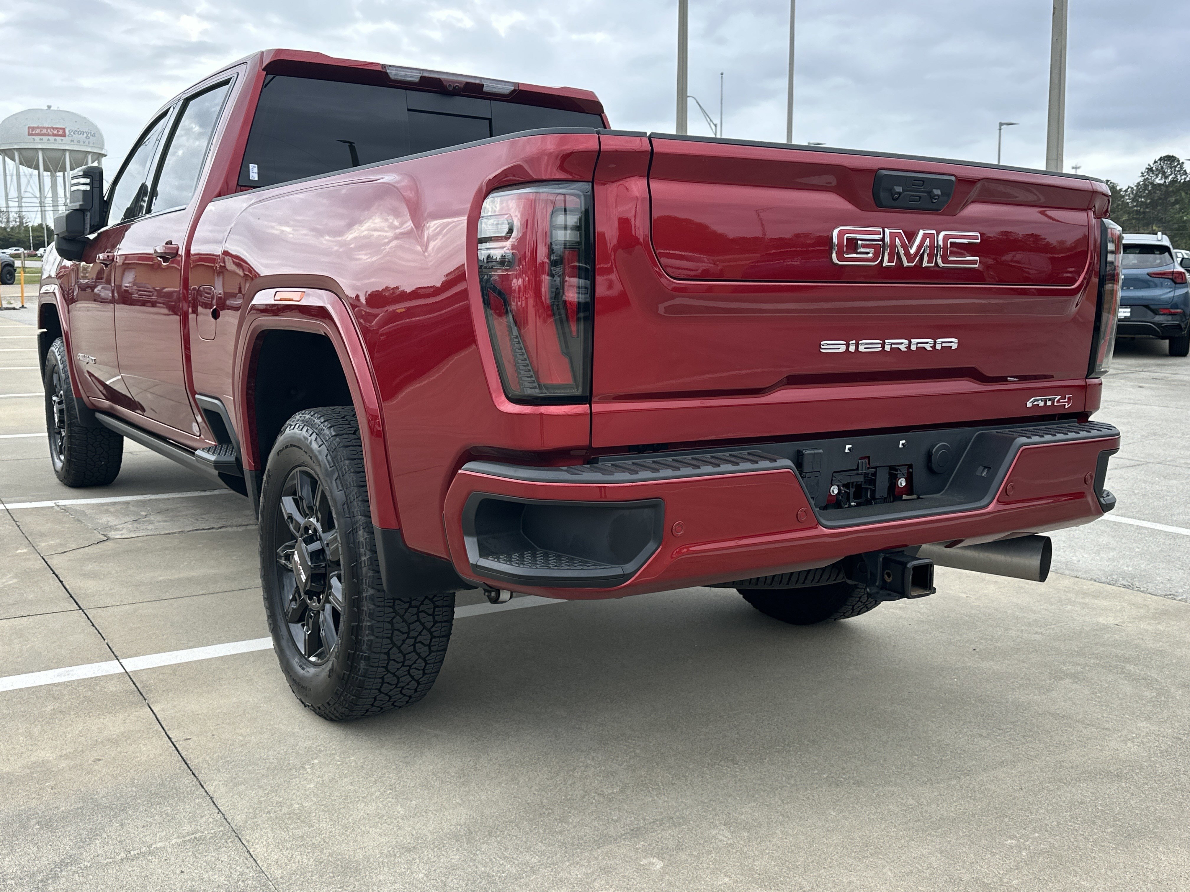 Certified 2025 GMC Sierra 2500 AT4 w/ AT4 Premium Plus Package image 8
