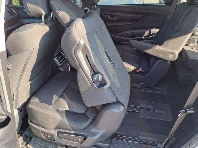 Used 2025 Subaru Ascent Premium image 26