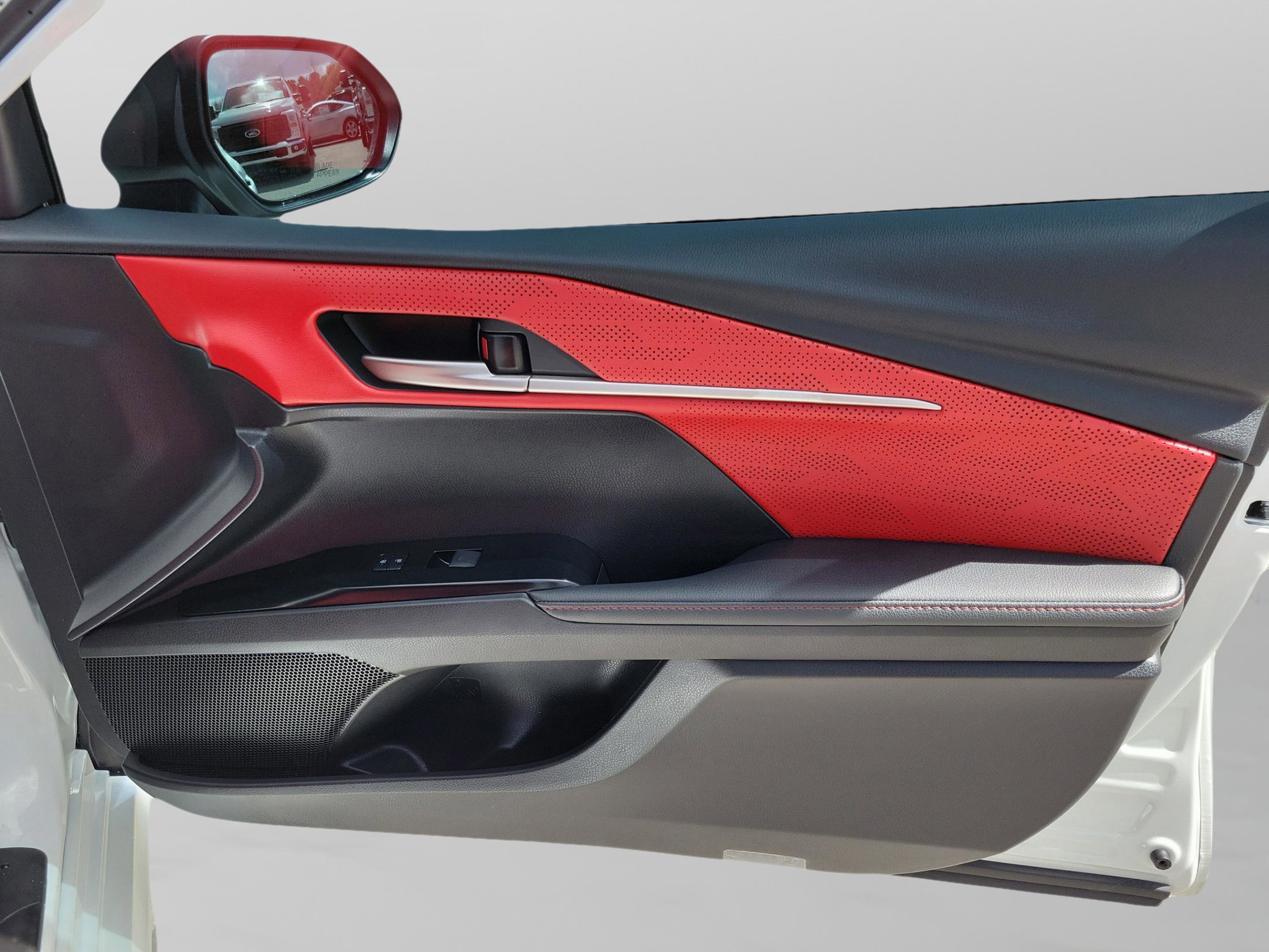 Used 2025 Toyota Camry XSE w/ Premium Plus Package image 28