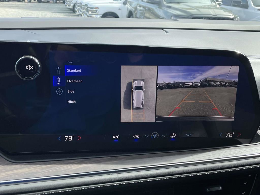 Used 2025 Chevrolet Tahoe LS image 35