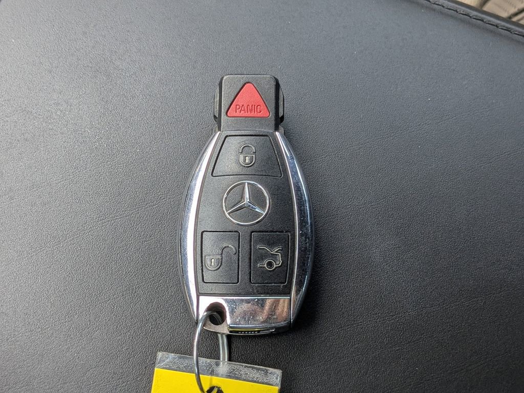 Used 2015 Mercedes-Benz S 550 4MATIC Sedan image 30