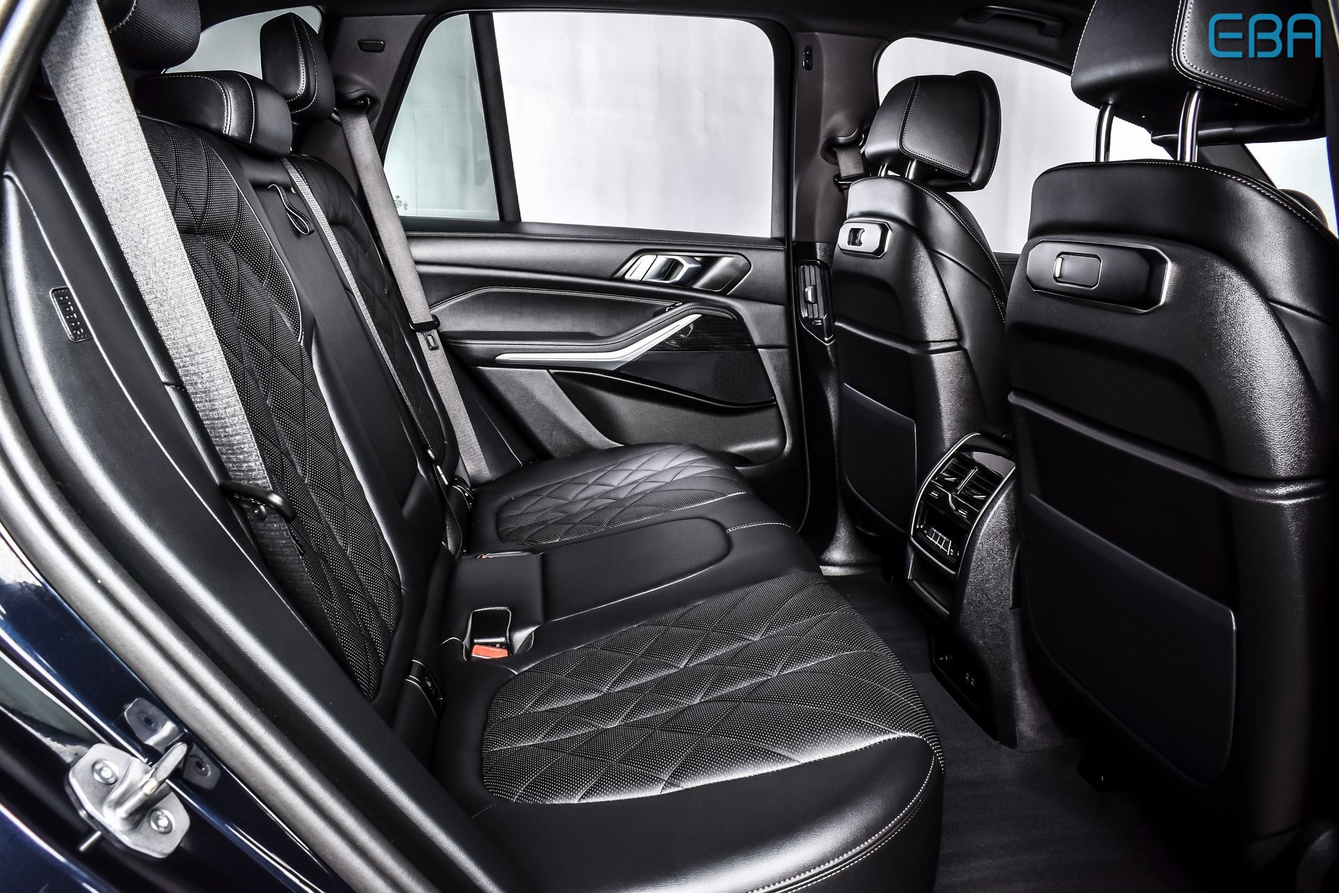 Used 2025 BMW X5 xDrive50e w/ M Sport Package image 23