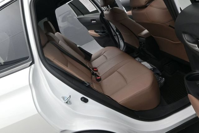 Used 2026 Toyota Corolla Cross XLE w/ Convenience Package FWD image 15