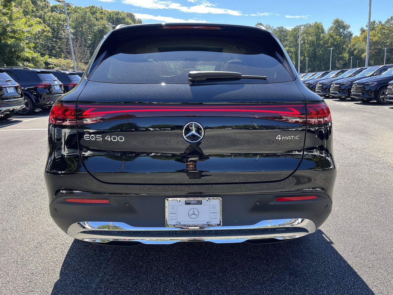 New 2027 Mercedes-Benz EQS 400 4MATIC SUV image 8