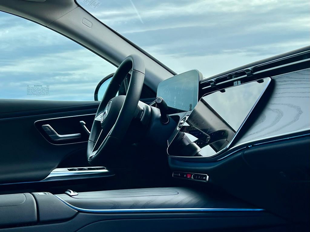 Certified 2025 Mercedes-Benz E 350 4MATIC Sedan image 18