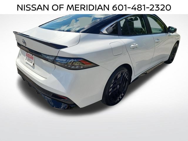 New 2027 Nissan Sentra SR w/ SR Premium Package FWD image 5