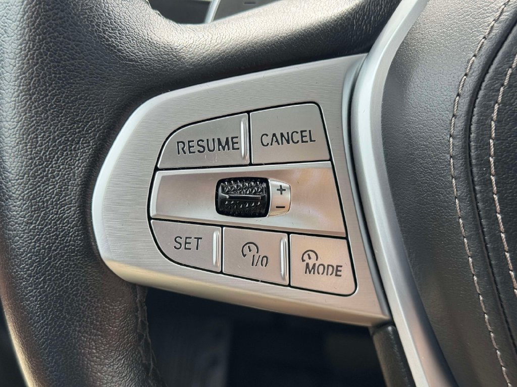 Used 2024 BMW X7 xDrive40i w/ Premium Package AWD/4WD image 20