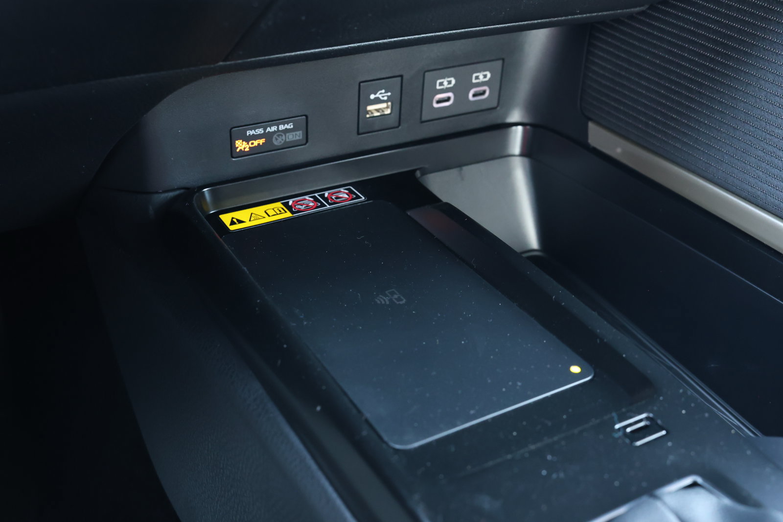 New 2026 Toyota Camry SE w/ Convenience Package FWD image 5