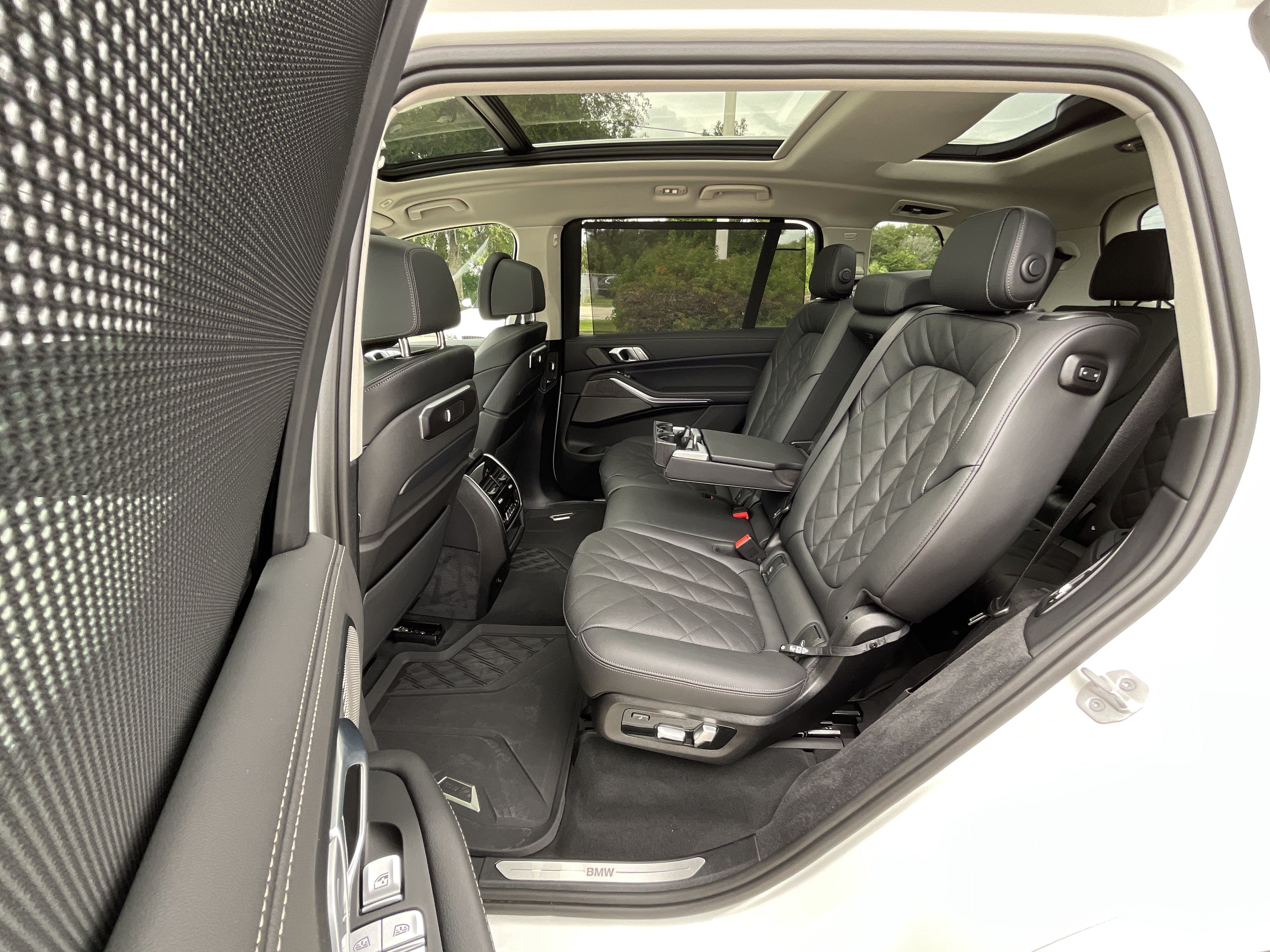 Certified 2026 BMW X7 xDrive40i w/ Premium Package AWD/4WD image 26