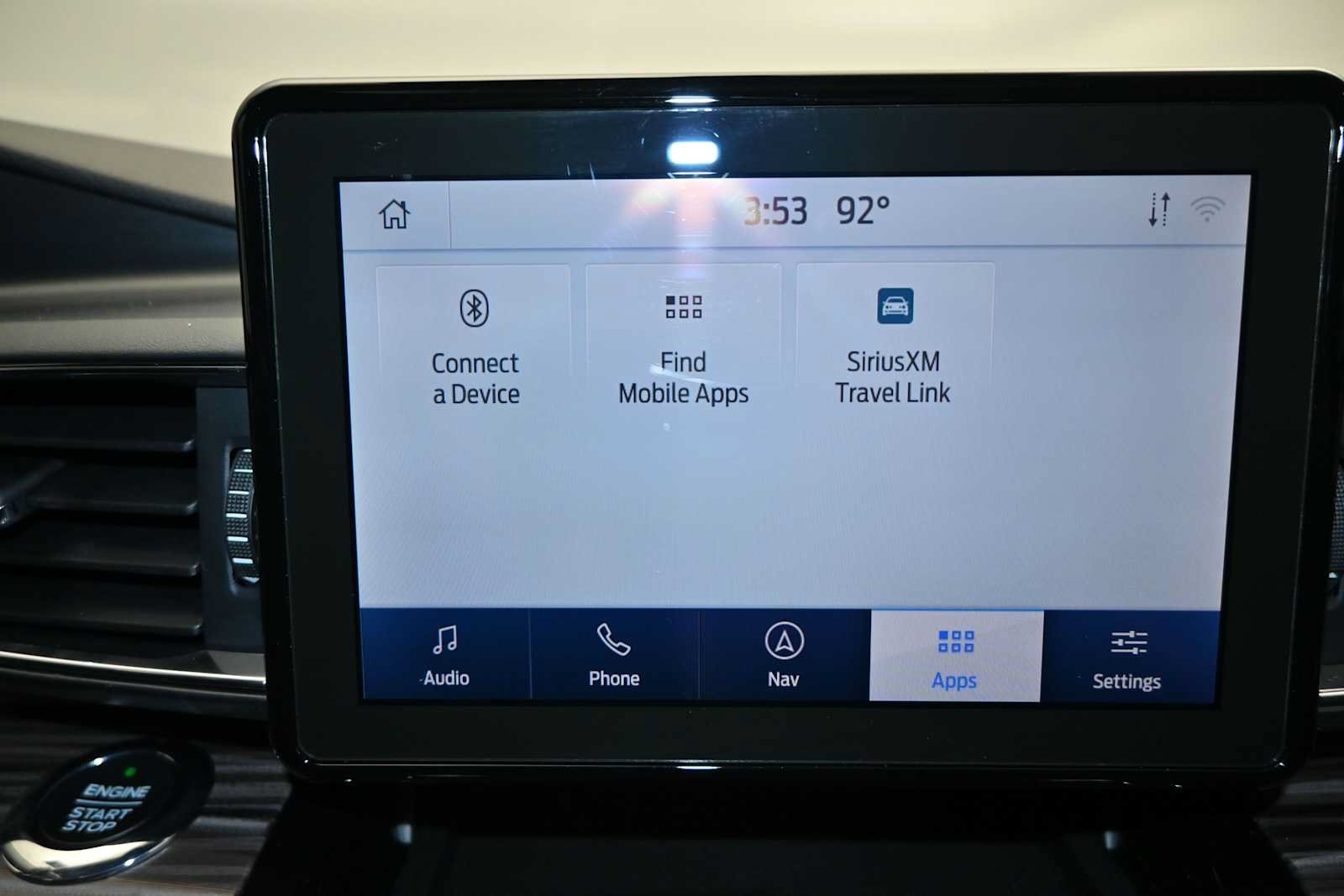 Used 2021 Ford Explorer Limited w/ Equipment Group 301A AWD/4WD image 16