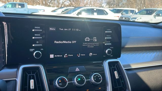 Used 2023 Kia Sorento LX image 12