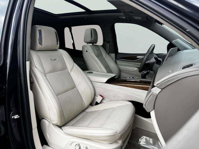 Used 2021 Cadillac Escalade Premium Luxury Platinum AWD/4WD image 66