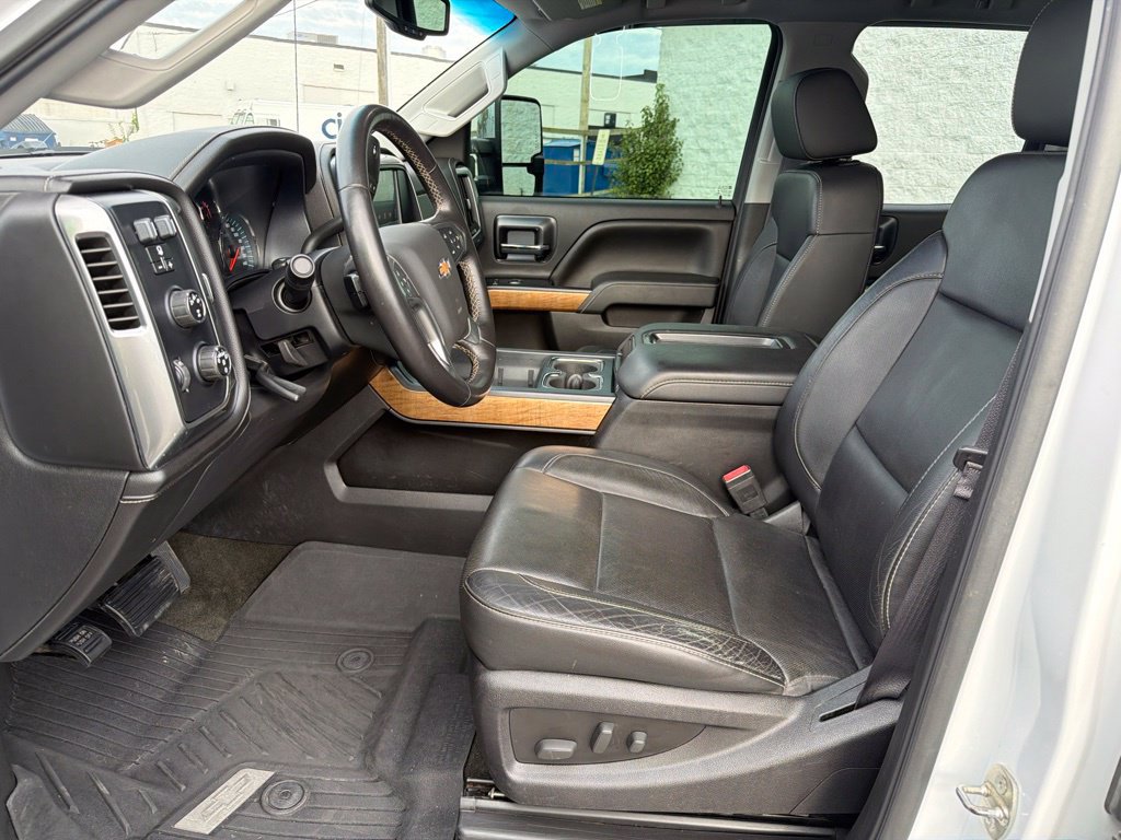 Used 2015 Chevrolet Silverado 2500 LTZ w/ LTZ Plus Package AWD/4WD image 20