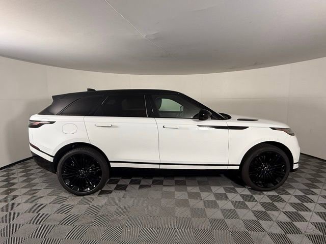 New 2026 Land Rover Range Rover Velar Dynamic SE image 10