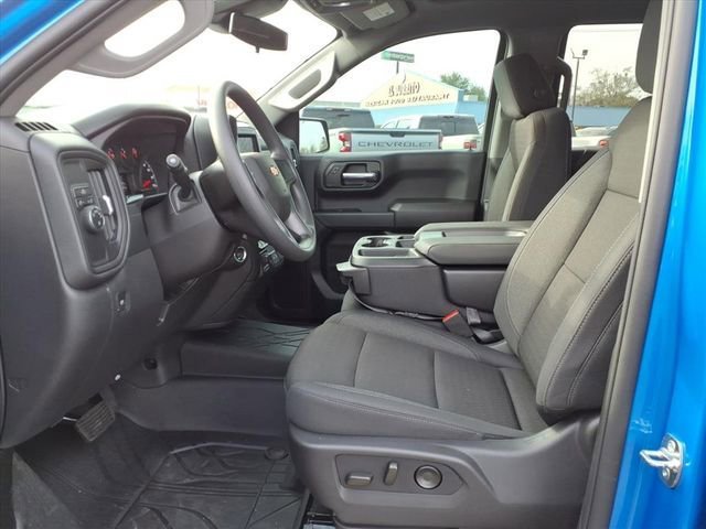 New 2026 Chevrolet Silverado 1500 Custom w/ Turbomax Blackout Package RWD image 12