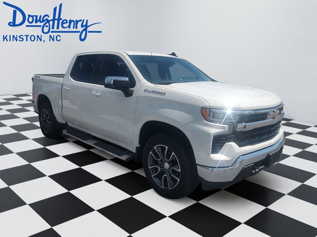 Used 2022 Chevrolet Silverado 1500 LT AWD/4WD image 7