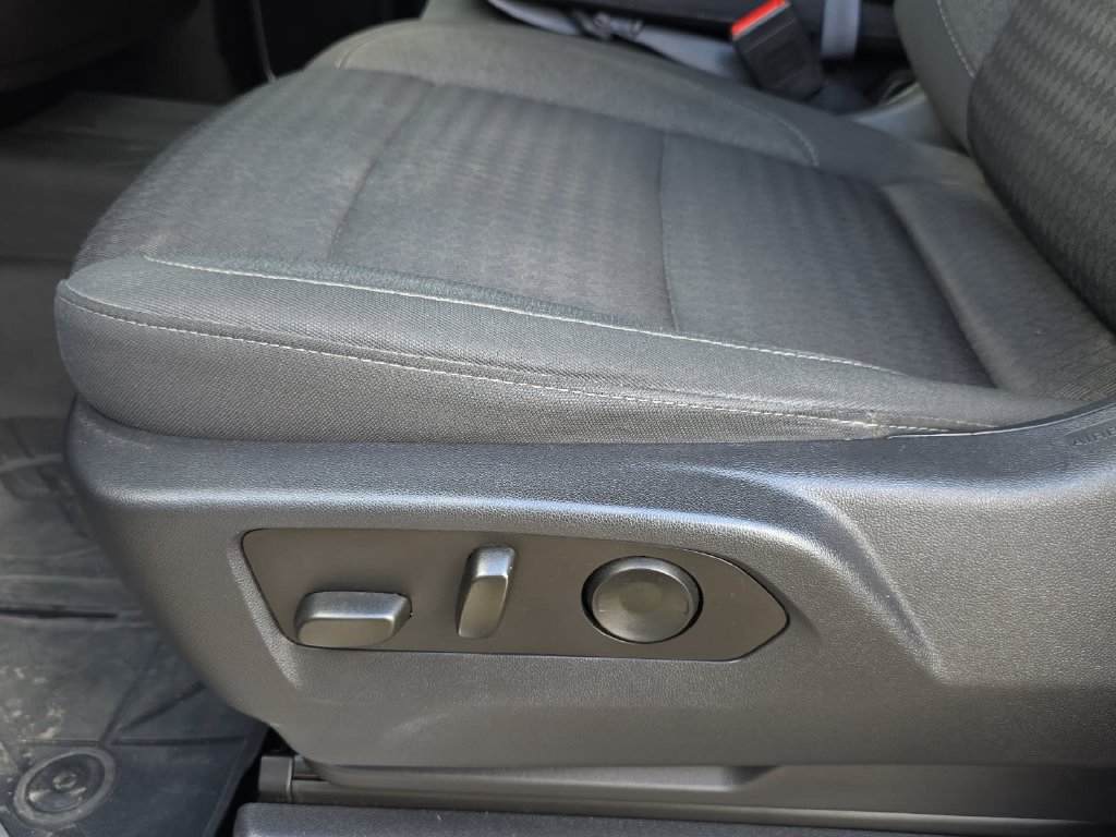 Used 2022 Chevrolet Silverado 1500 LT w/ Protection Package RWD image 29