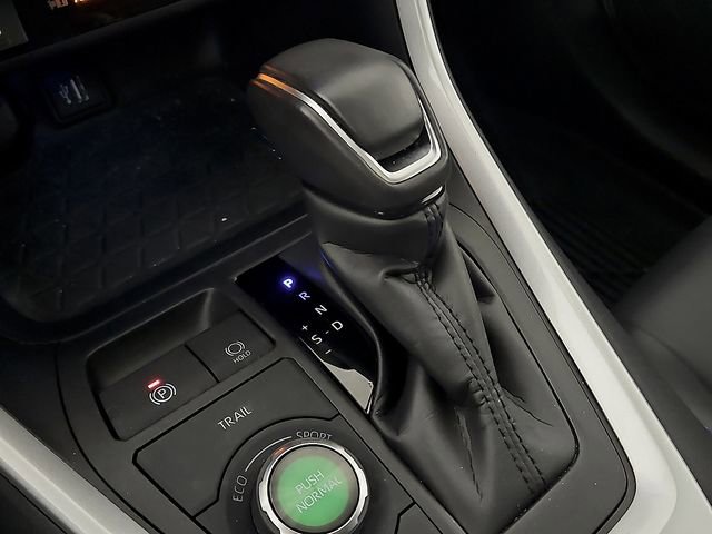 Used 2024 Toyota RAV4 XSE image 15
