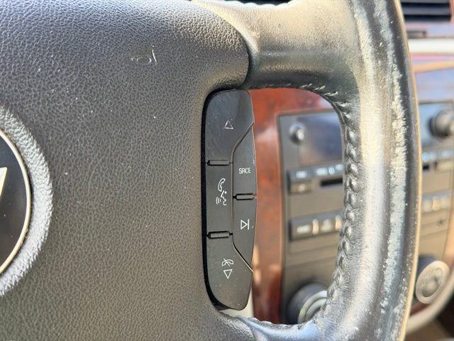 Used 2010 Chevrolet Impala LT w/ Luxury Edition Package image 8