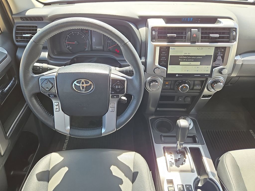 Used 2021 Toyota 4Runner SR5 Premium w/ Moonroof Package AWD/4WD image 17