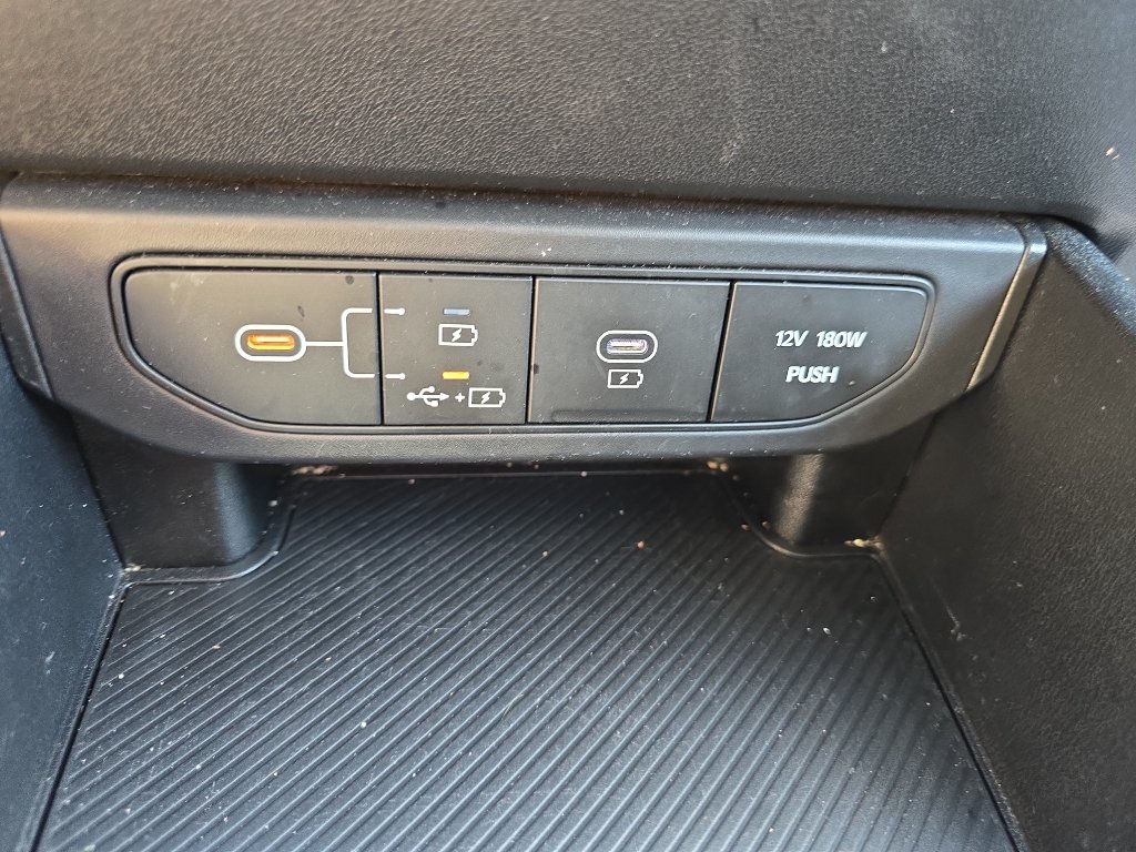 Used 2025 Kia K4 FWD image 23