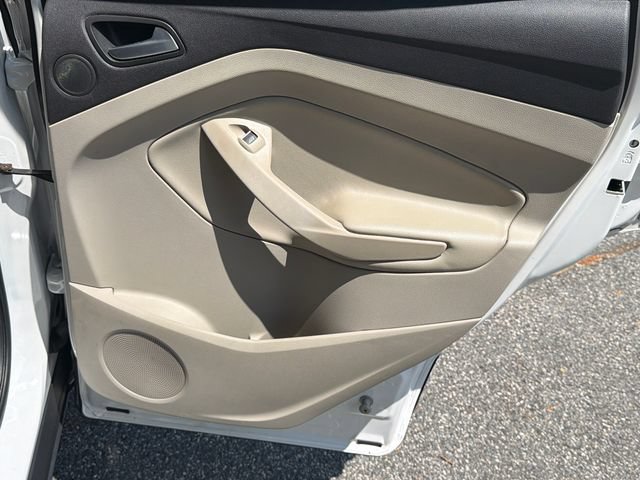 Used 2016 Ford Escape Titanium FWD image 17