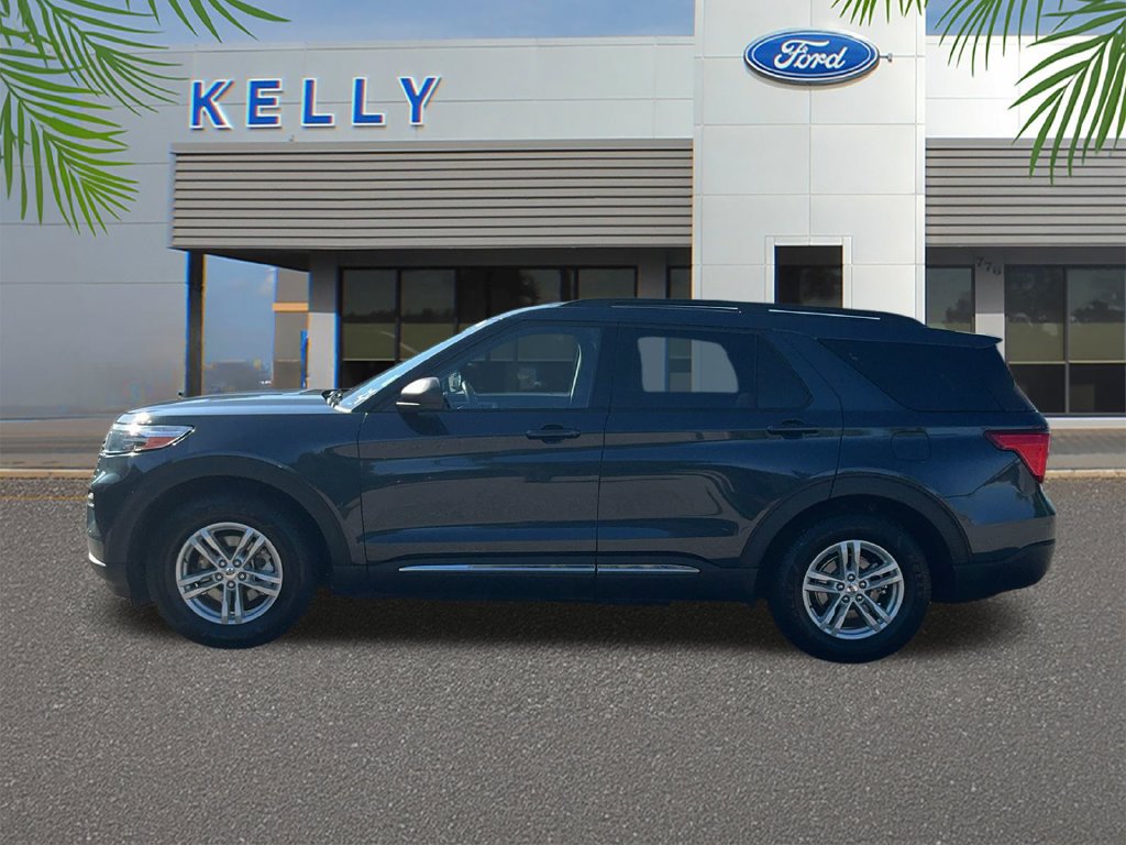 Certified 2023 Ford Explorer XLT RWD image 2