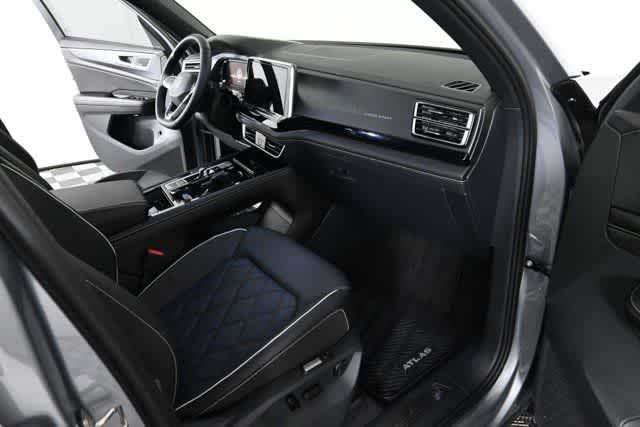 New 2026 Volkswagen Atlas Cross Sport SEL Premium R-Line AWD/4WD image 16